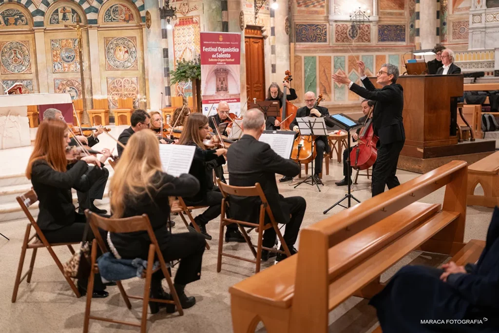 Orchestra Oles di Lecce diretta dal maestro Eliseo Castrignanò